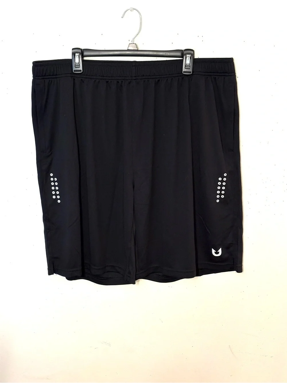 Northyard Men's Black Athletic Shorts with Reflective Detail. Size 2XL. NWT.